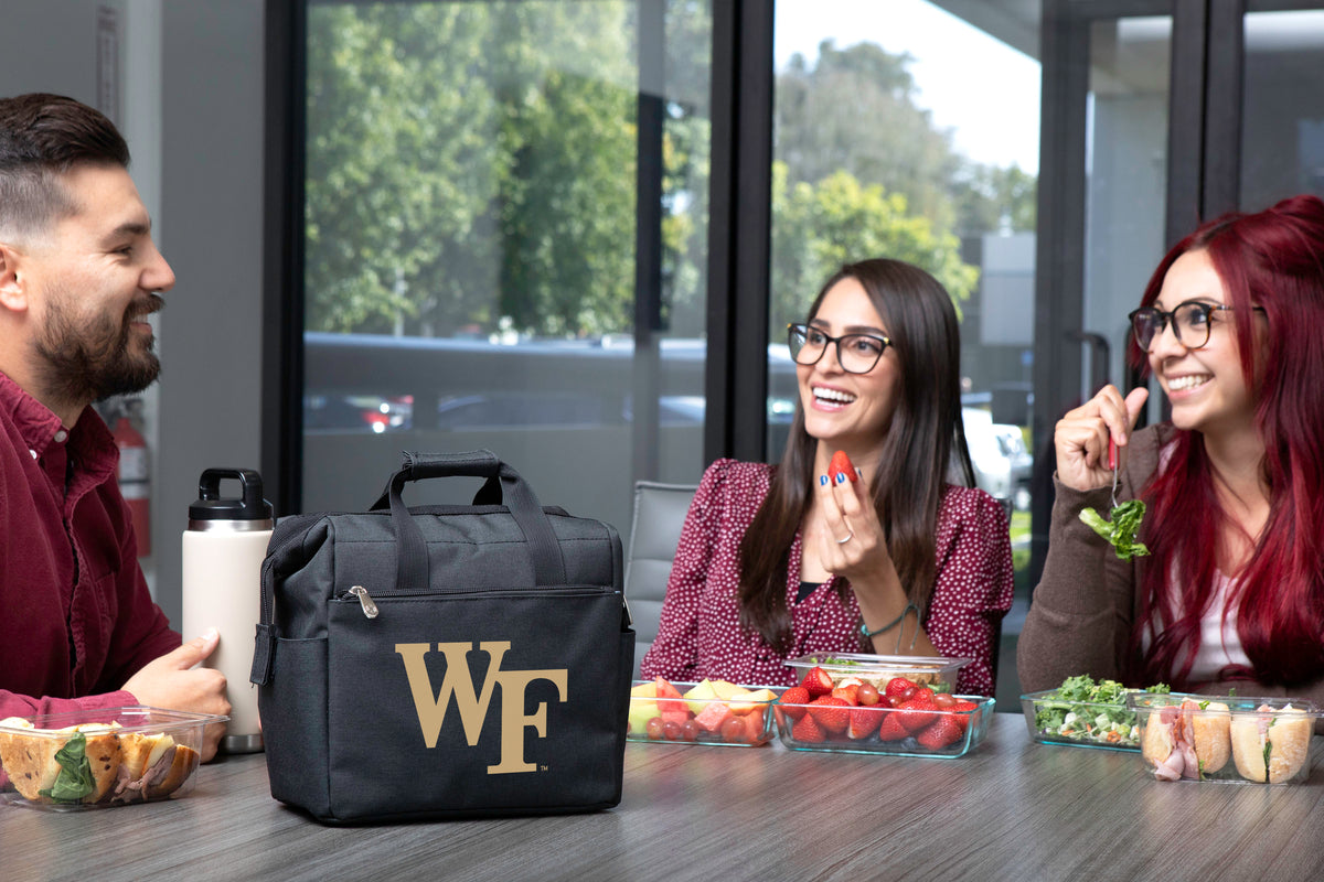 Wake Forest Demon Deacons On The Go Lunch Bag Cooler - Black