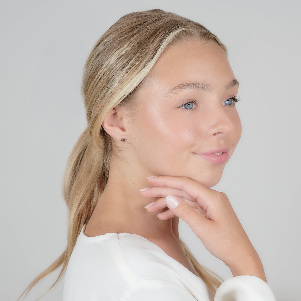 Arkansas Razorbacks 'GO HOGS' Stud Earrings
