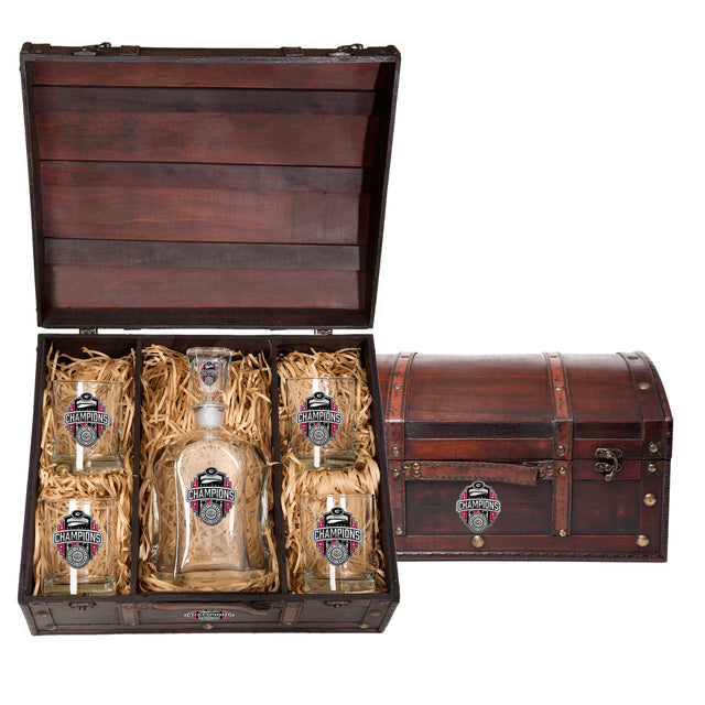 Georgia Bulldogs 2022 National Champions Decanter Chest Set