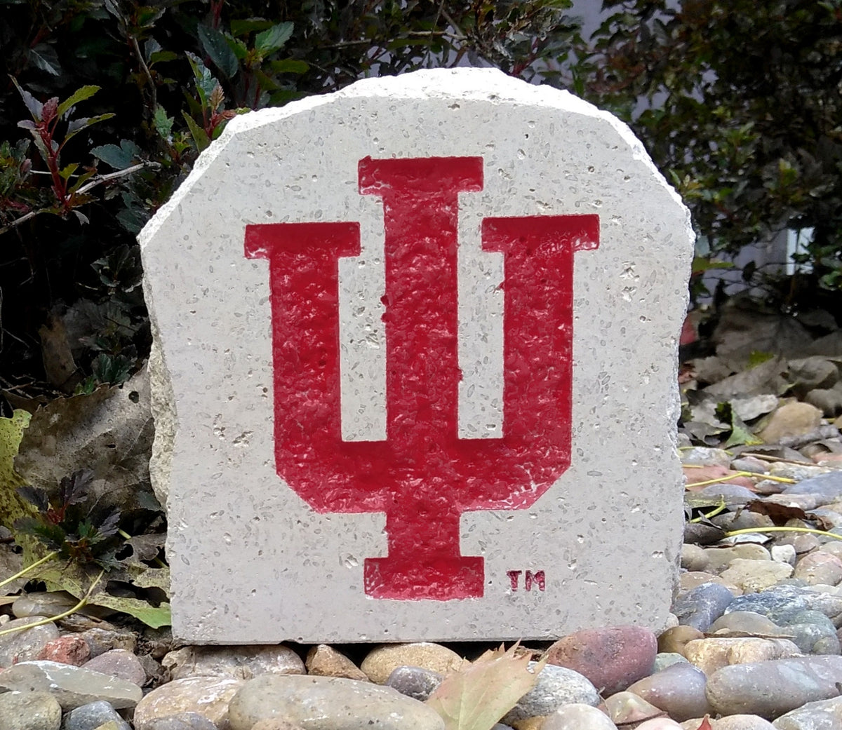 Show your love for the Indiana Hoosiers when you add this Engraved Limestone Decorative Stone to your collection.