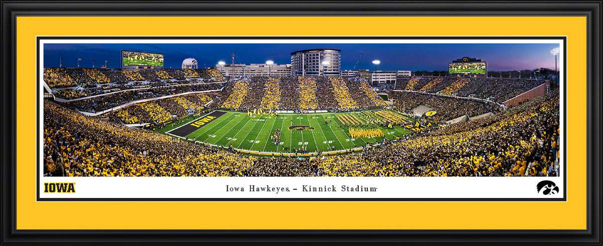 Iowa Hawkeyes Football, Run Out - Deluxe Frame – College Logo Stuff